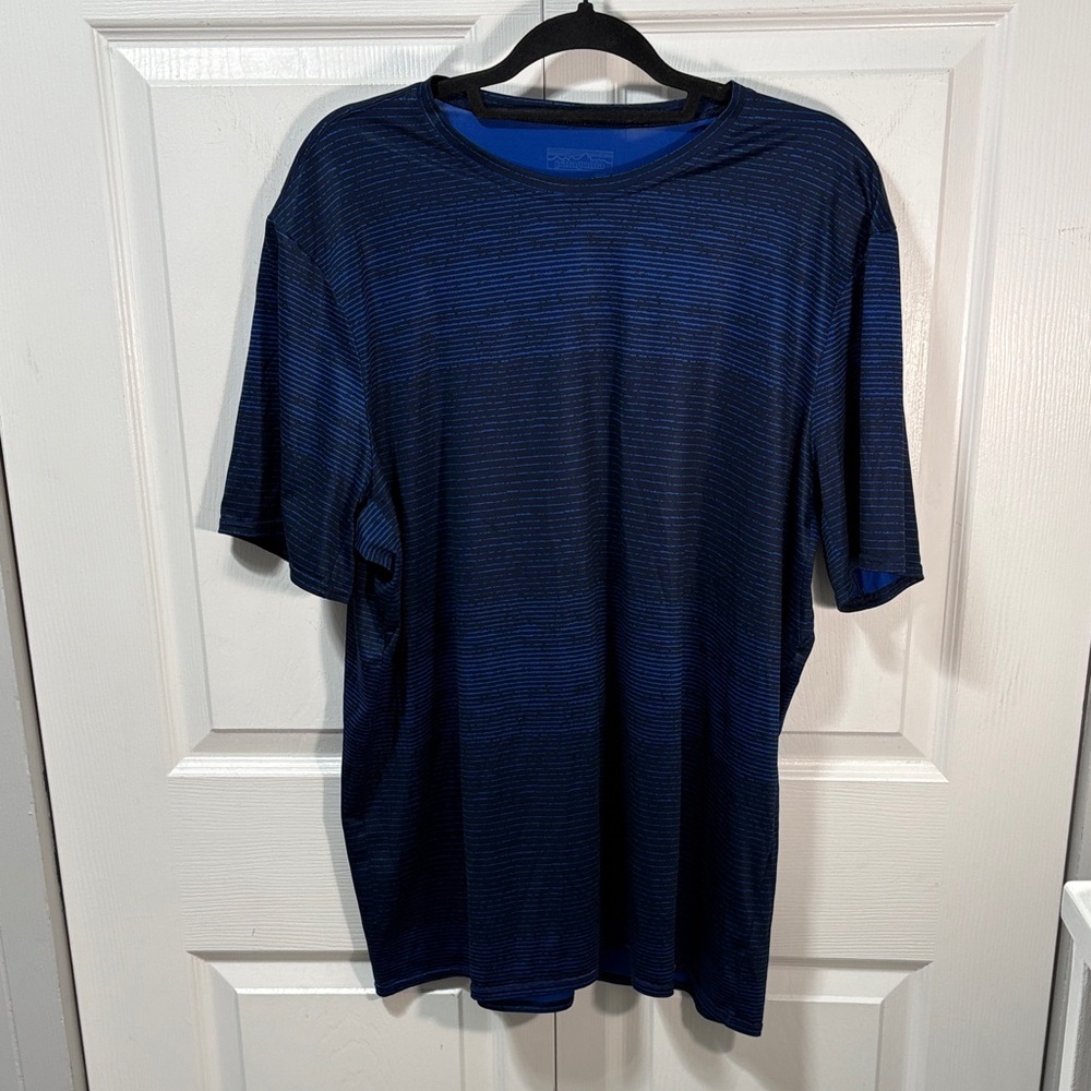 Patagonia Men's capilene base layer Tee